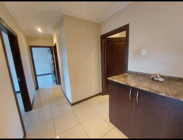 19 BEDROOM COMPLEX FOR SALE IN LAUDIUM